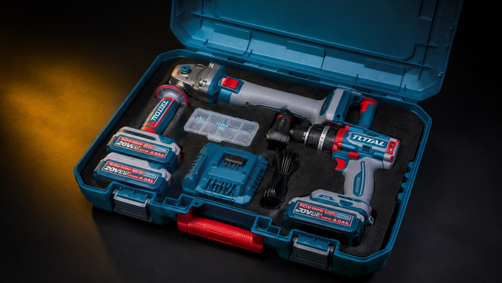 Combo TOTAL 20V con taladro y pulidora organizados en maletín